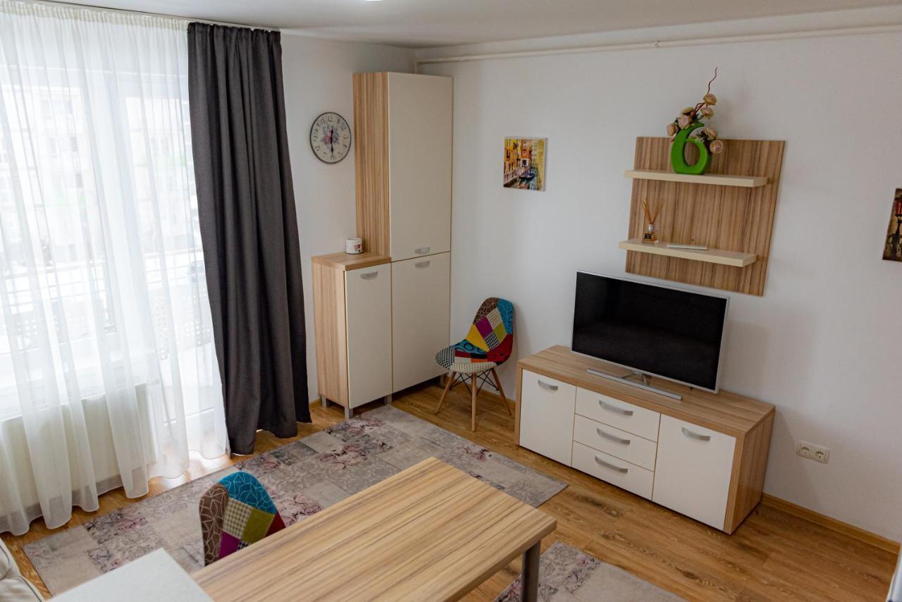 Pastel Apartments Брашов Екстериор снимка